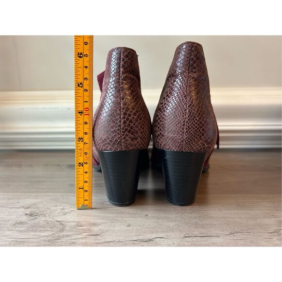 Vionic Anne bootie burgundy suede and faux snakeskin sz 9 work career - Picture 6 of 9